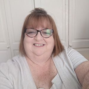 Meet your Posher, Paula